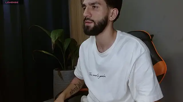 Mr WhiteCock online show from October 19, 12:15 am