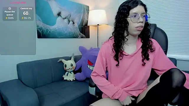 Angel Dust18 online show from October 19, 3:15 pm