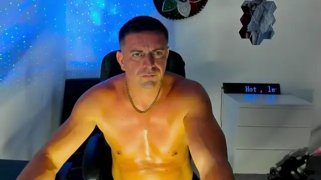 petr37pol online show from July 6, 7:16 pm