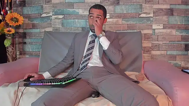 Paolo johnson online show from September 23, 12:15 pm