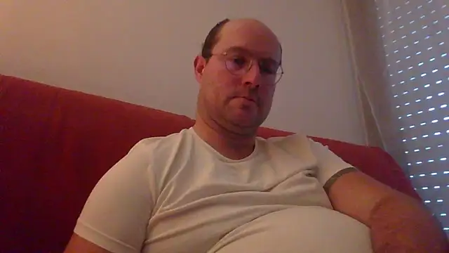 Snapshot of porompomperro chatting on December 29, 2:00 pm porompomperro online show from December 29, 2:00 pm