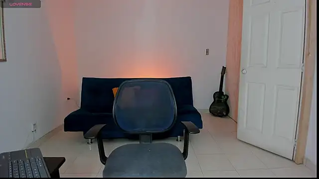 Ares Johnson online show from November 17, 12:19 pm