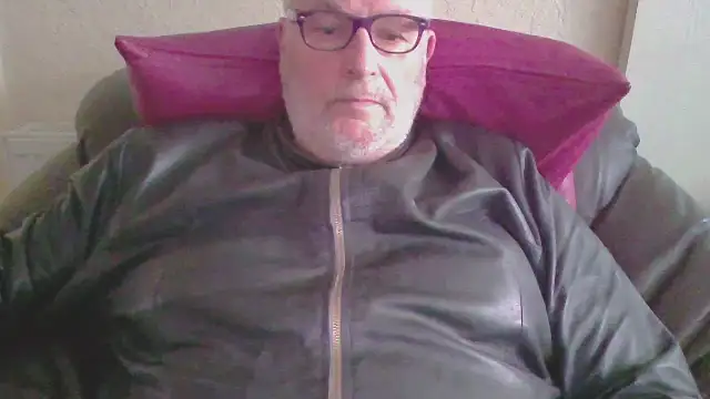 Leatherman63 online show from October 25, 9:00 am