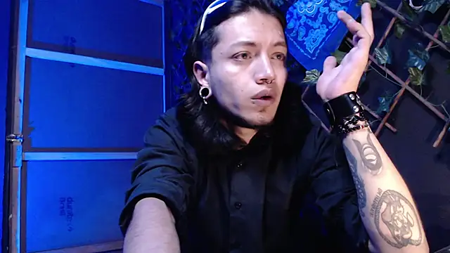 Dicaprioo  online show from November 27, 5:44 am