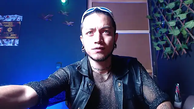 Dicaprioo  online show from October 14, 6:15 pm