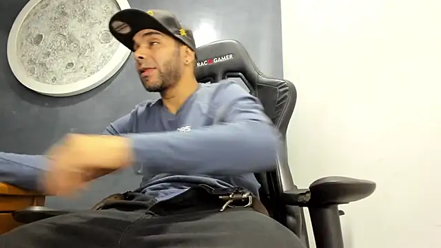 Bryan Bronx online show from October 12, 11:21 pm