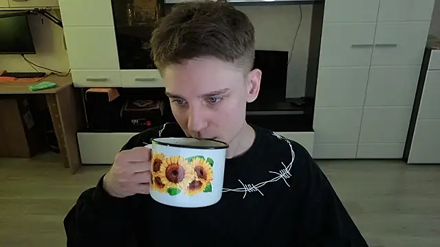 angryzan online show from February 27, 8:26 am