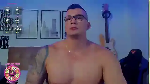 seancarreraa online show from October 3, 3:33 am