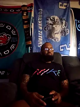 GallowayGooch1085 online show from March 3, 7:32 pm