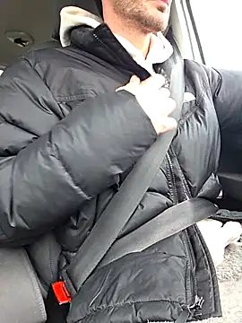 Zeefy online show from December 3, 8:53 am