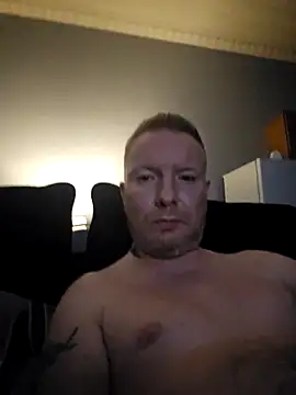 walker1979 online show from October 17, 10:47 pm