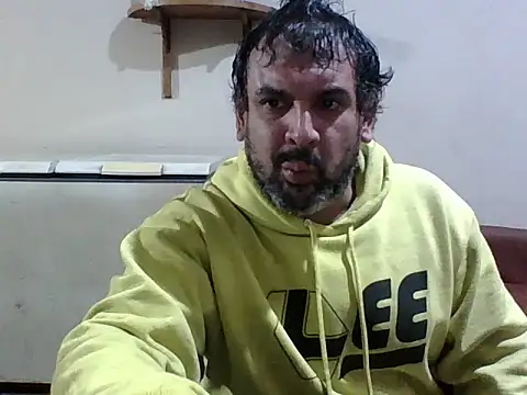Snapshot of Rodrigo_happy chatting on September 10, 2:43 am Rodrigo happy online show from September 10, 2:43 am