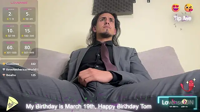 Snapshot of Tom_blunt96 chatting on March 20, 10:54 am Tom blunt96 online show from March 20, 10:54 am