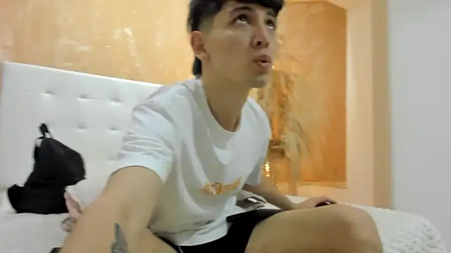 Santi delacruz online show from March 20, 8:08 pm