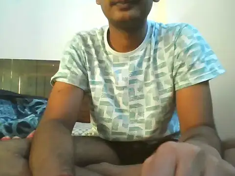 Dusky Aarav online show from October 14, 1:45 am