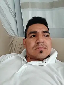 latino17 online show from February 21, 4:41 pm