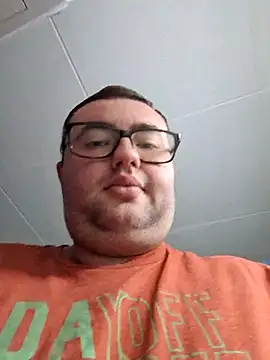 Javier bear online show from December 1, 2:20 pm