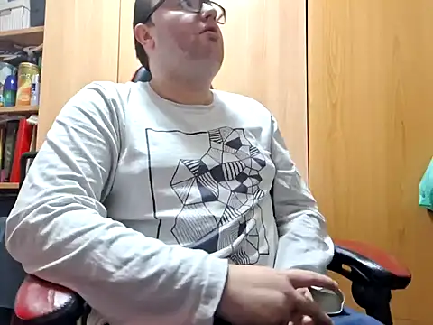 Javier bear online show from December 2, 10:48 am