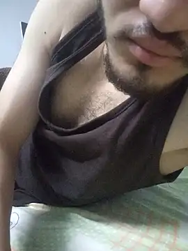 Snapshot of Arabian-B chatting on December 11, 1:00 pm Arabian-B online show from December 11, 1:00 pm