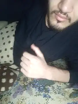 Snapshot of Arabian-B chatting on December 2, 11:05 pm Arabian-B online show from December 2, 11:05 pm