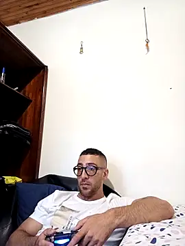 sebasxx97 online show from October 10, 1:49 pm