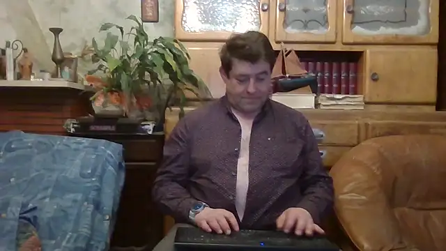 Snapshot of sympatrique chatting on February 14, 8:48 pm sympatrique online show from February 14, 8:48 pm