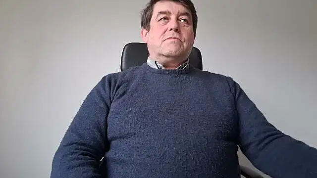 Snapshot of sympatrique chatting on October 1, 3:27 pm sympatrique online show from October 1, 3:27 pm