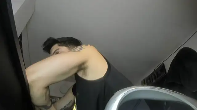 charlie hotxxx online show from October 16, 4:20 am