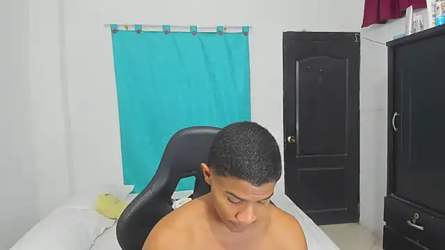 corzoethan online show from October 12, 11:43 pm