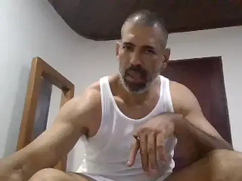 Snapshot of jackbigcock11 chatting on February 4, 8:59 pm jackbigcock11 online show from February 4, 8:59 pm