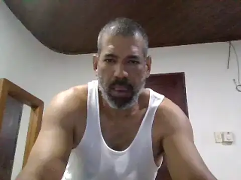 Snapshot of jackbigcock11 chatting on February 15, 11:06 am jackbigcock11 online show from February 15, 11:06 am