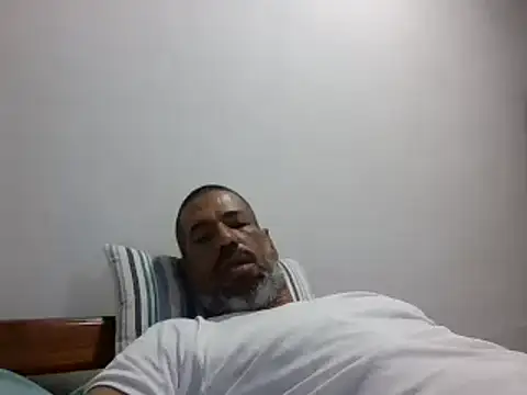Snapshot of jackbigcock11 chatting on February 11, 11:21 am jackbigcock11 online show from February 11, 11:21 am