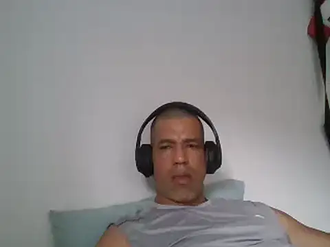 Snapshot of jackbigcock11 chatting on December 21, 6:12 pm jackbigcock11 online show from December 21, 6:12 pm