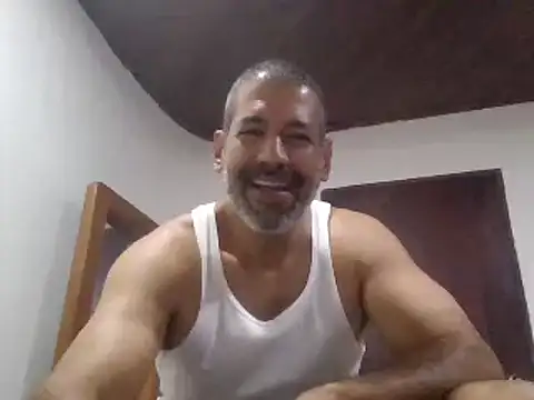 Snapshot of jackbigcock11 chatting on January 27, 9:33 pm jackbigcock11 online show from January 27, 9:33 pm