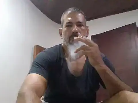 Snapshot of jackbigcock11 chatting on March 18, 9:10 pm jackbigcock11 online show from March 18, 9:10 pm