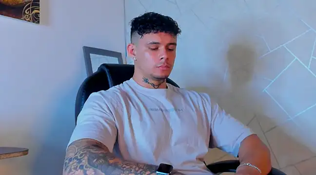 NoahhBrown online show from February 28, 3:26 am