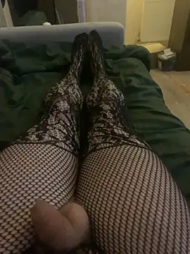 footsy35 online show from April 17, 5:54 am