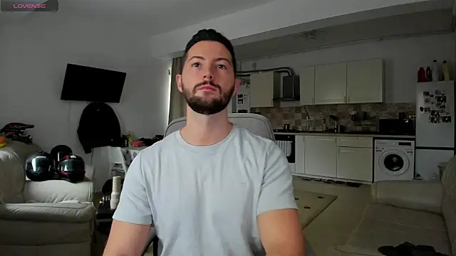 ZackFraser online show from November 5, 9:55 am