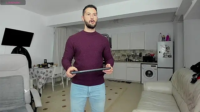 ZackFraser online show from October 8, 5:34 am