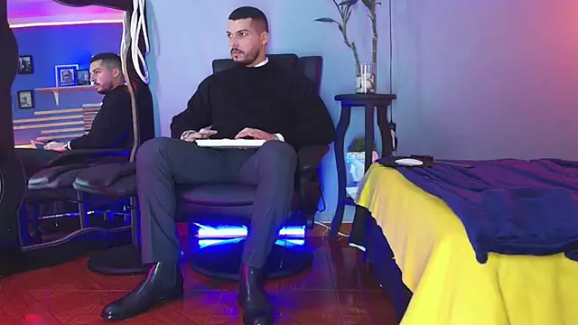 HenryBenso online show from December 17, 9:50 am