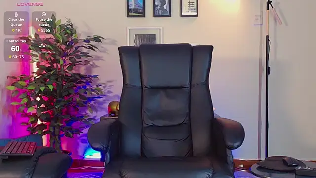 HenryBenso online show from October 16, 8:28 pm