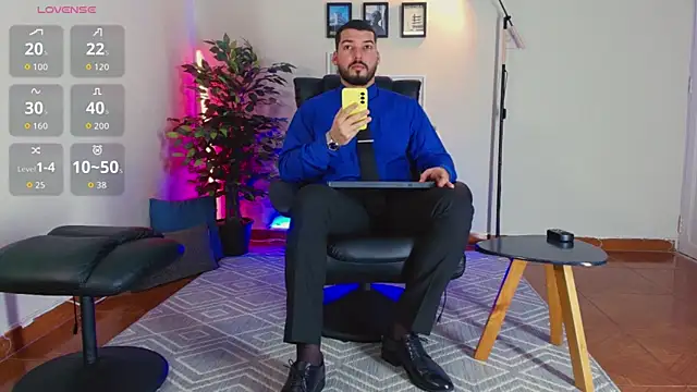 HenryBenso online show from October 3, 5:40 pm