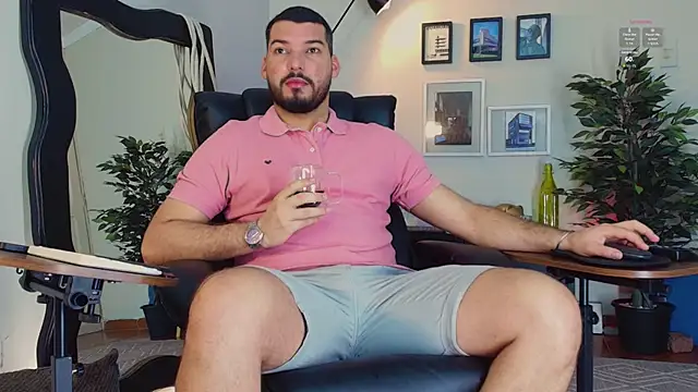 HenryBenso online show from June 2, 1:34 pm