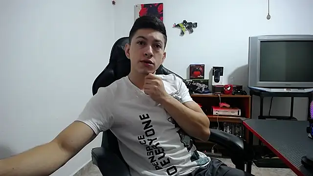 Iam yourbabyprincess XD online show from October 10, 5:23 am