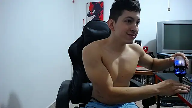 Iam yourbabyprincess XD online show from October 18, 7:41 pm