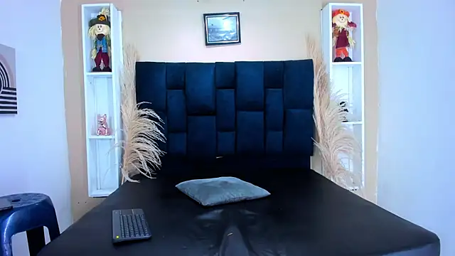 jeic 18 online show from November 6, 7:17 pm