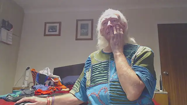 WaverlyKernow online show from February 6, 8:55 am