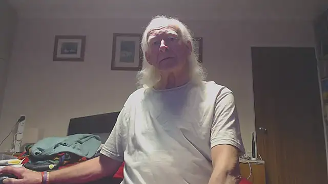 WaverlyKernow online show from January 16, 8:17 am