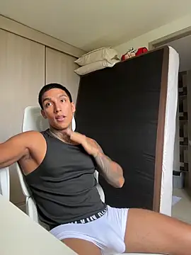 sendfer online show from March 18, 7:28 pm