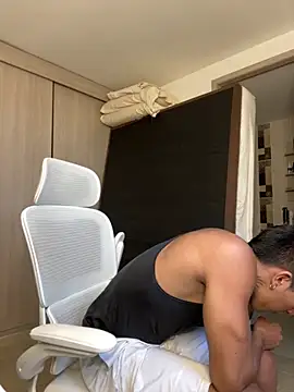 sendfer online show from October 7, 10:25 pm